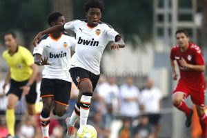 Noha Ndombasi vuelve al VCF Mestalla tras no encontrar acomodo en Francia