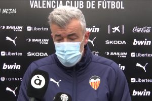 Óscar Fernández: “A día de hoy estás peleando por no descender, hay que ser realistas”