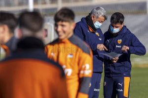 Óscar Fernández: “Tenemos que ser nosotros mismos y revertir la situación buscando los tres puntos”