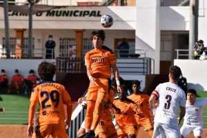El VCF Mestalla se vuelve a dejar puntos por el camino