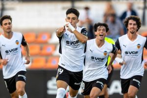 Diego López debuta a lo grande en el Puchades