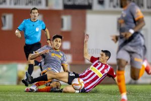 Quebradero de cabeza para recomponer la defensa