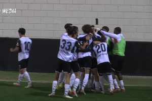El VCF Mestalla sufre, pero consigue mantenerse imbatible en el Puchades