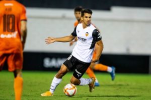 Entre Alicante y Oostende: Burlamaqui debe decidir su destino