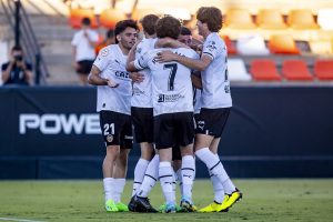El VCF Mestalla certifica su buen momento superando al Deportivo Aragón