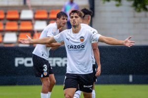 Alberto Marí, un delantero de garantías en el VCF Mestalla