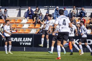 El VCF Mestalla vence con sufrimiento a un colista exigente