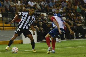 Burlamaqui busca destino tras acabar su cesión en Badajoz