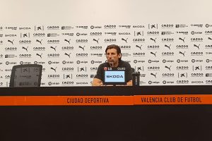 Angulo: «Visto lo visto, el punto es bueno, pero hay que darle continuidad la próxima jornada»