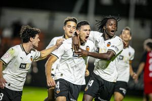El VCF Mestalla «saca cabeza» ante el CF La Nucía