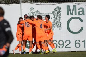 El VCF Mestalla suda y sufre para lograr el póker