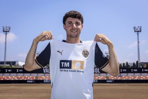El VCF Mestalla renueva a Simón Luca