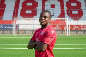 Declan Frith se marcha a Suiza