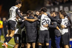 El VCF Mestalla remonta para reencontrarse con la victoria en Paterna