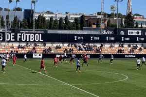 Reacción tardía de un VCF Mestalla que solo logra ‘rescatar’ un punto